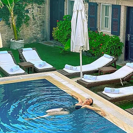 Avlu Cunda Ayvalik